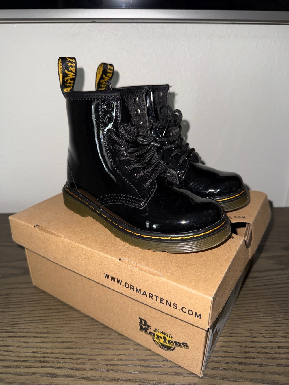 Dr. Martens Patent Lamper Boot Black 10